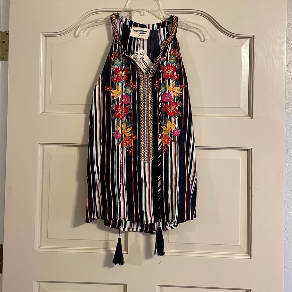 Savanna Jane embroidered top